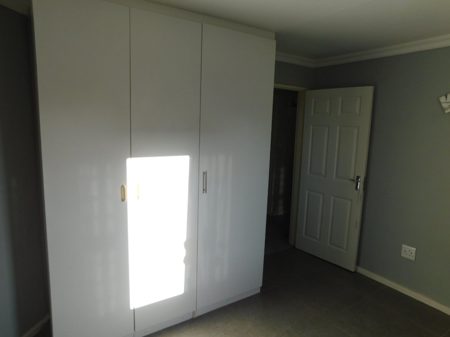 To Let 2 Bedroom Property for Rent in Anchorage Park Western Cape